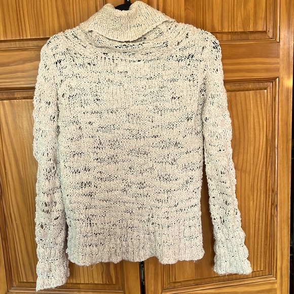 Between You and Me Beige Open Weave Cowl Neck Sweater Size Large - Picture 3 of 3